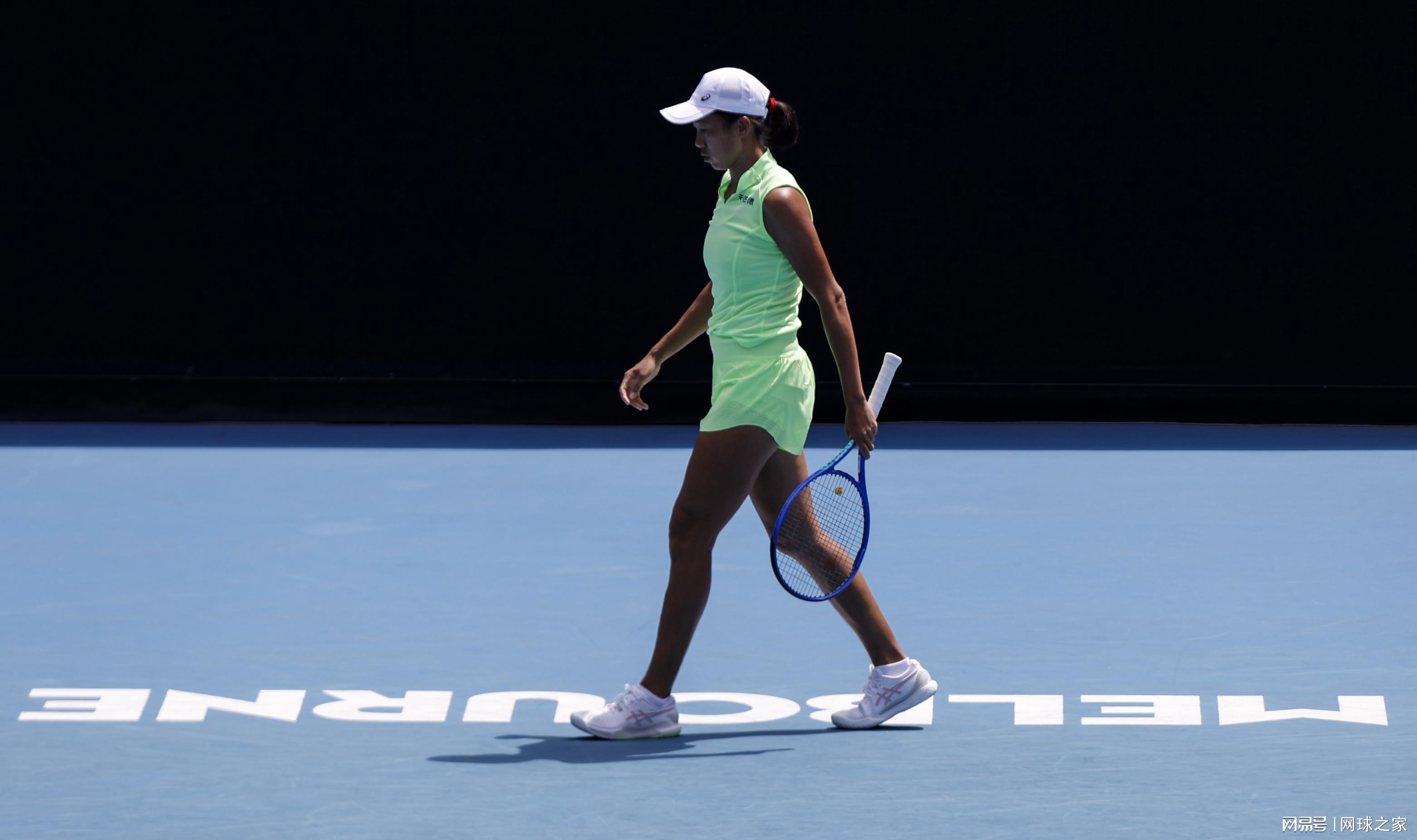 下载开云-德约被曝是约维奇爆冷鲍里妮幕后参谋，金花双线战世界第一均落败