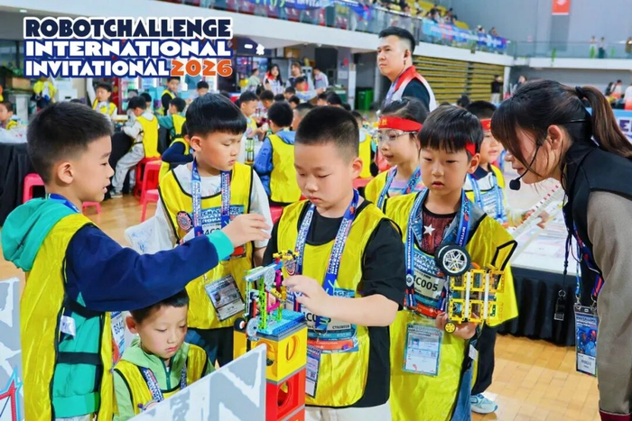 云开官网-逐梦泉城！2026 赛季 RC 国际邀请赛（济南站）完美收官，致敬科技少年的巅峰闪耀时刻！|山东交通学院|济南市|山东省|机器人|比赛_新浪体育_新浪新闻